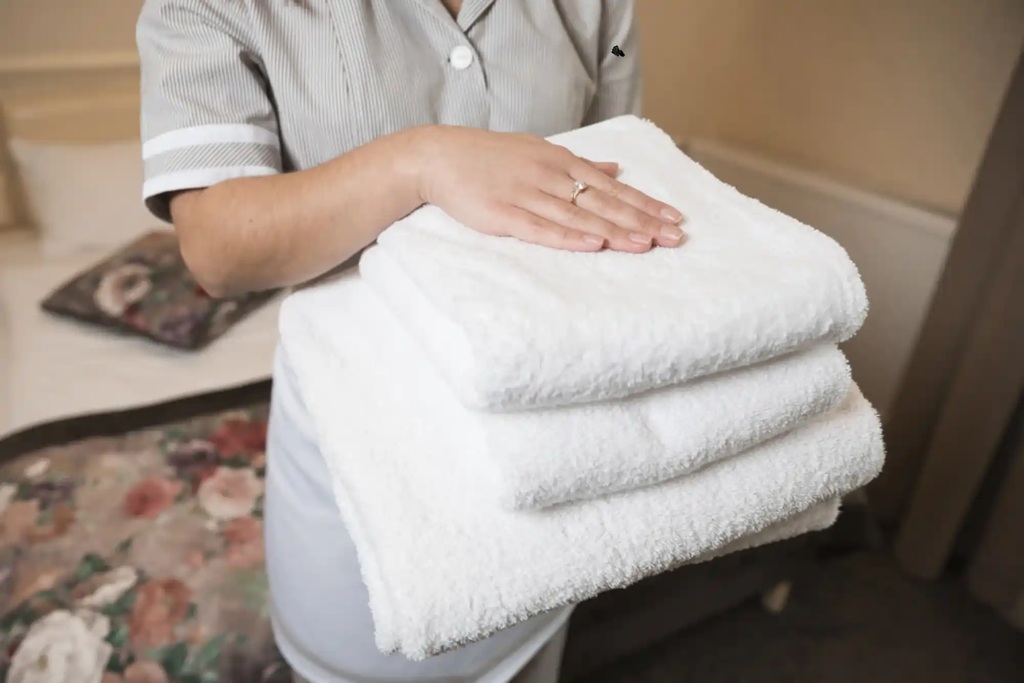 How Do I Negotiate Prices with Linen Suppliers